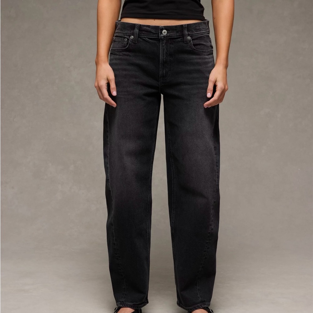 American Eagle Stretch Barrel Jeans